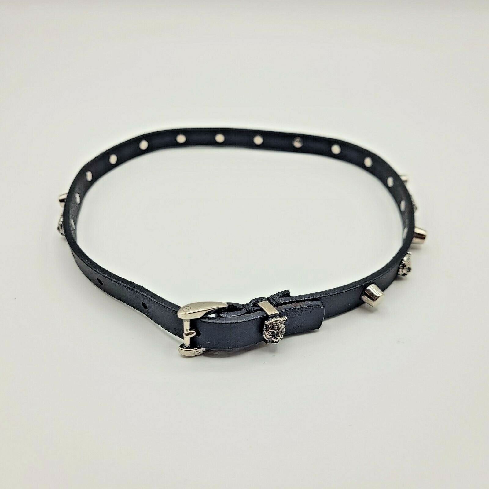 SCULPTOR レザー チャーム ブラック Gucci Black Leather Necklace Choker with Silver Tiger Head