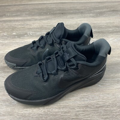 NEW! Nike Star Runner 4 Boys DX7614-002 Black Sneaker Shoe Size 3Y Youth