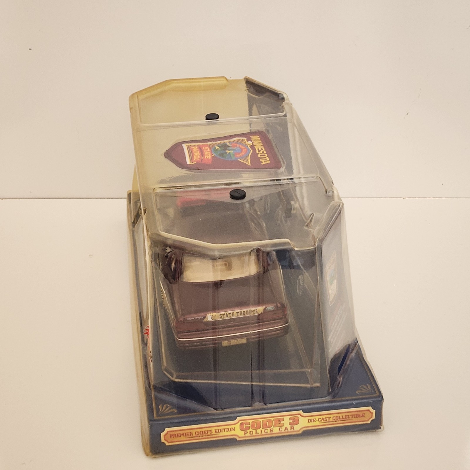 Code 3 Minnesota State Patrol Police Car 1:24 Diecast Model Ford Crown Victoria
