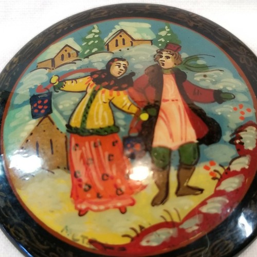 Russian Lacquer Brooch Pin Hand Painted Signed Folk Art Black Gold Vintage