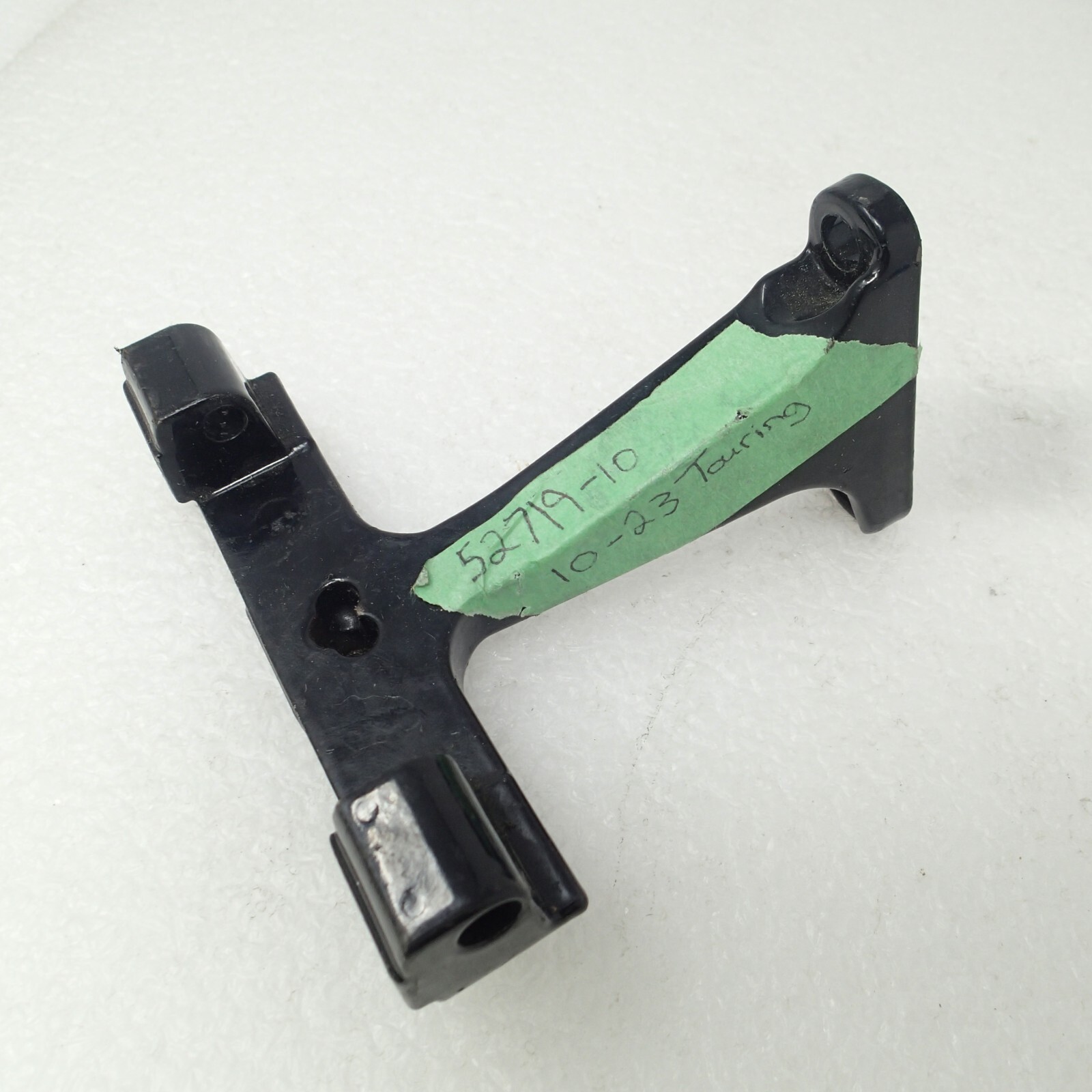 Genuine Harley Passenger Floorboard Mount Bracket 1995 Up Genuine Harley Passenger Floorboard Mount Bracket 1995 Up
