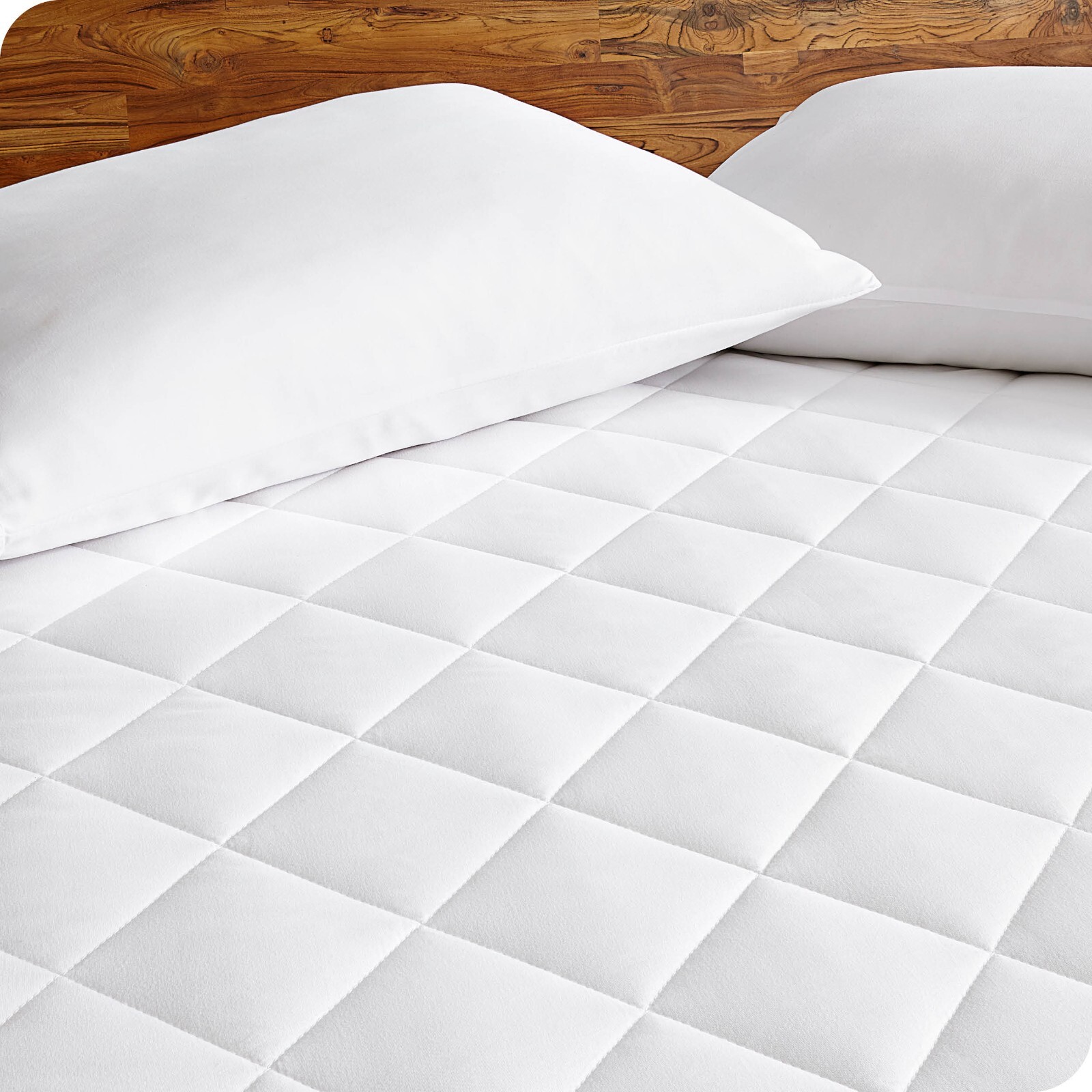Premium Quilted Fitted Mattress Pad - Cooling Mattress Topper - Hypoallergenic