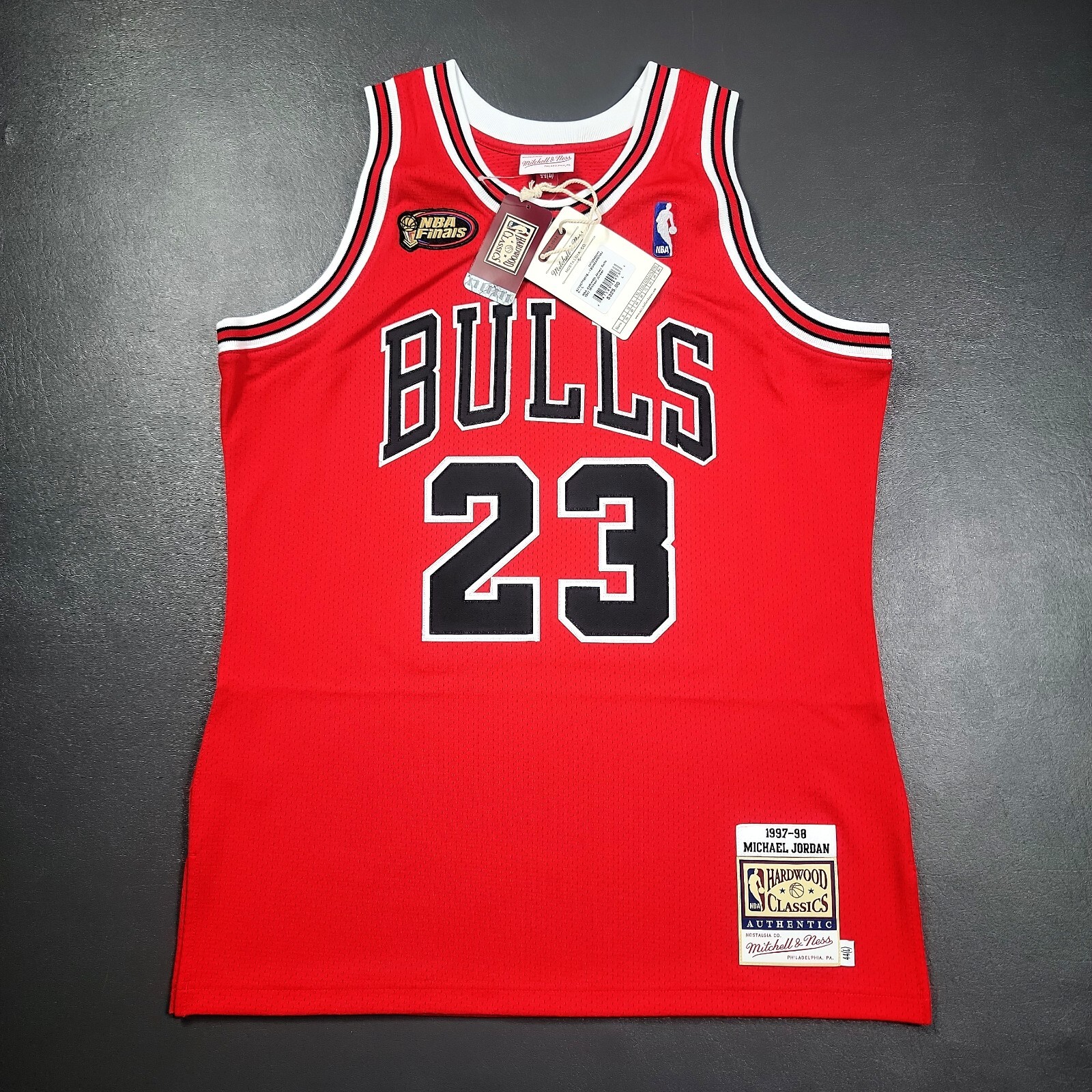 100% Authentic Michael Jordan Mitchell Ness 97 98 Finals 100% Authentic Michael Jordan Mitchell Ness 97 98 Finals