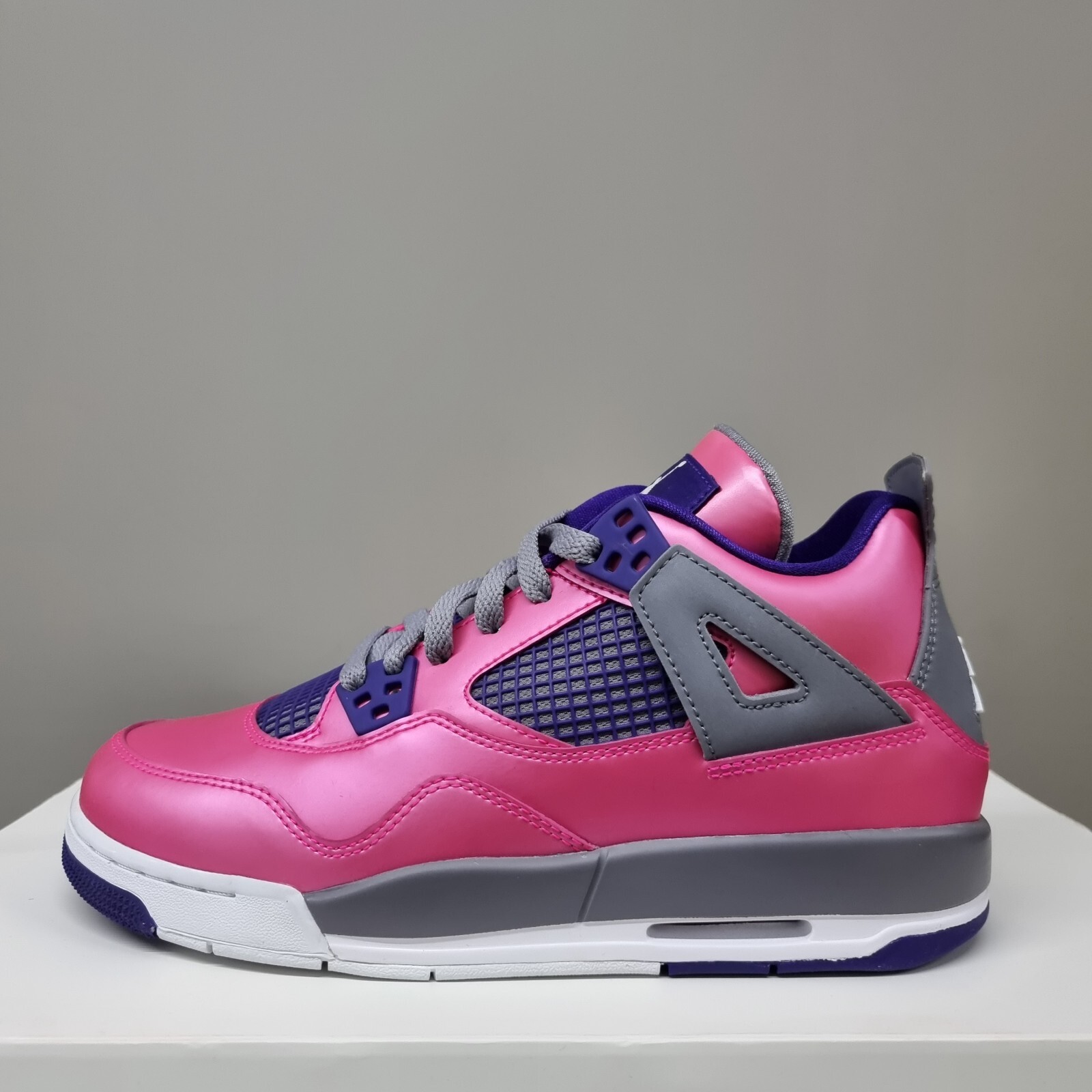 air jordan mid white light arctic pink