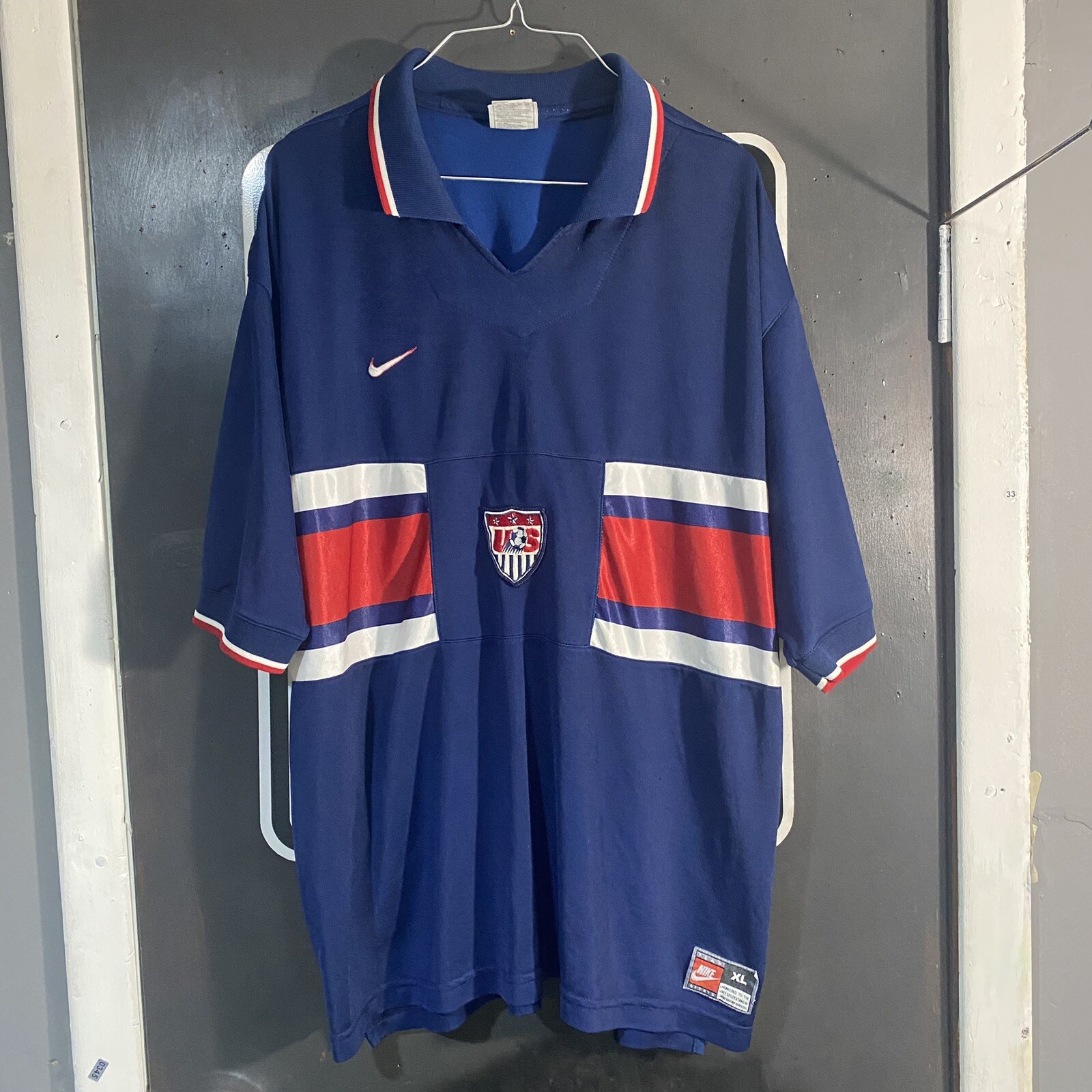 Vintage 90's Nike Team USA Soccer World Cup Blue Jersey Mens