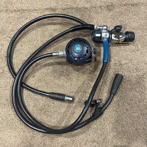 SCUBAPRO - 最終値下げ‼️スキューバプロG250V/MK25,TUSAオクトパス,ゲージ Scubapro Regulator Mk2 First Stage & Scubapro G250 2nd Stage