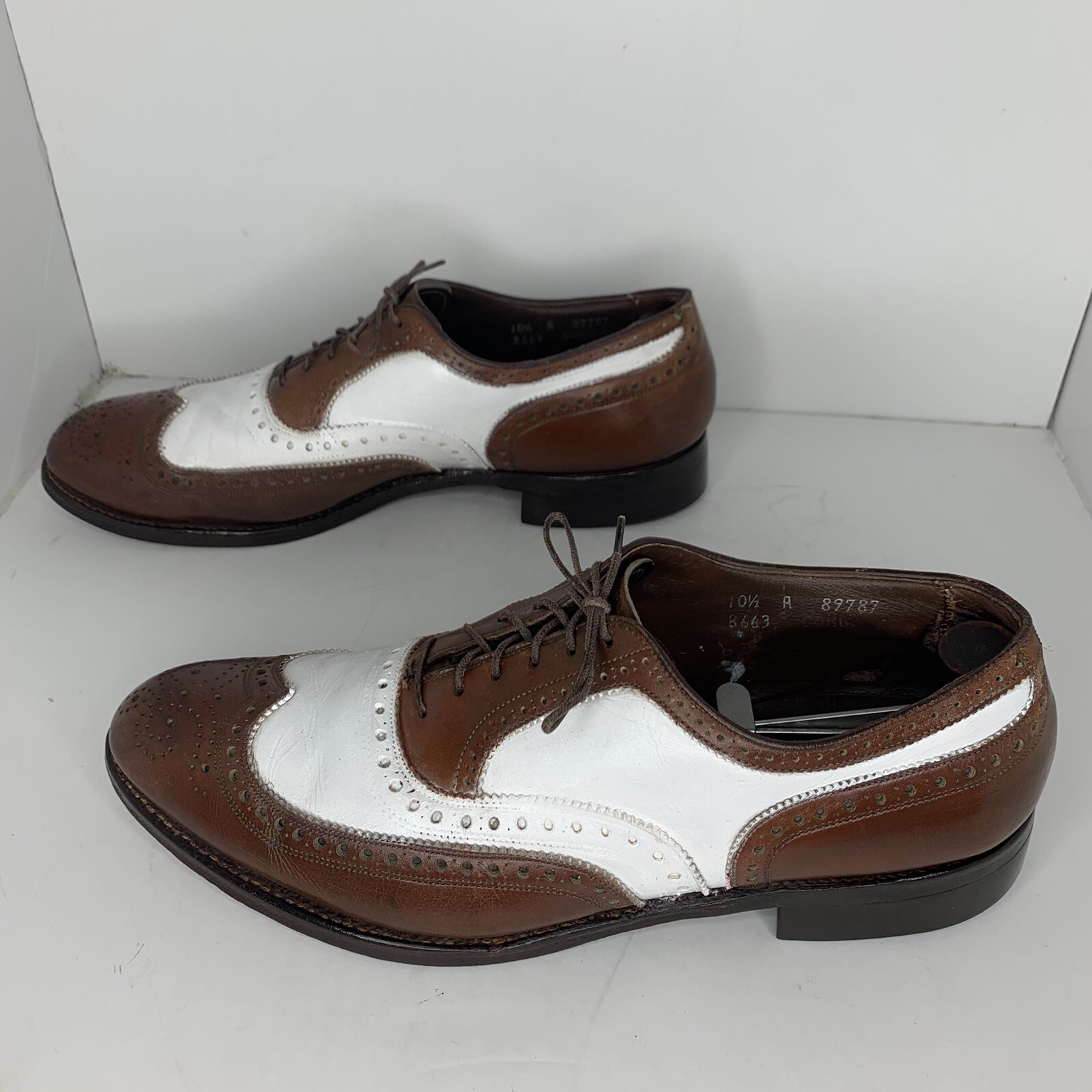 White Wingtip Oxfords Dress Shoes 