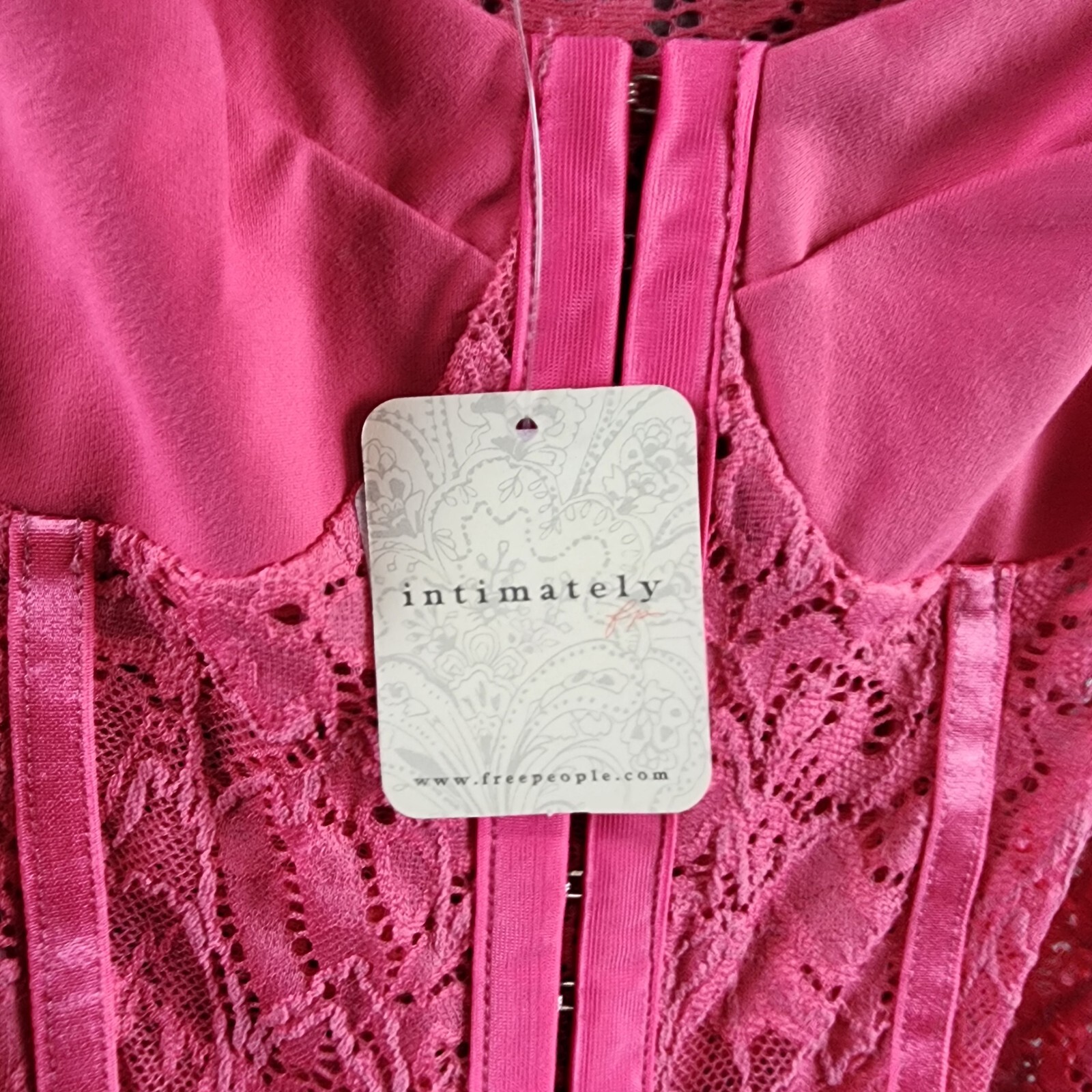 Free People Lace Night Rhythm Bodysuit Women's XS Raspberry Sorbet Hook-And-Eye - Picture 10 of 14