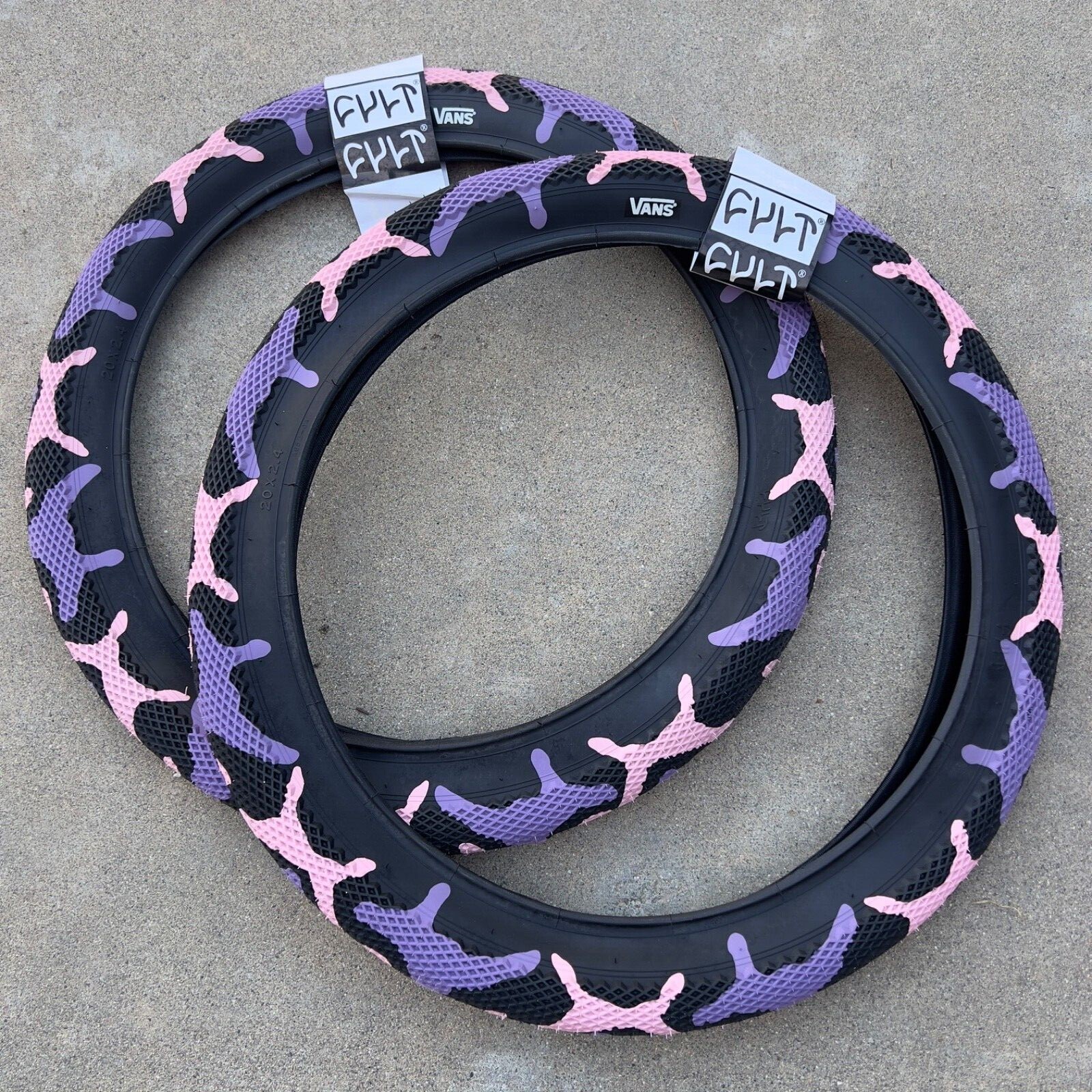 PAIR OF CULT BMX VANS TIRES 20x2.40 PAIR OF CULT BMX VANS TIRES 20x2.40