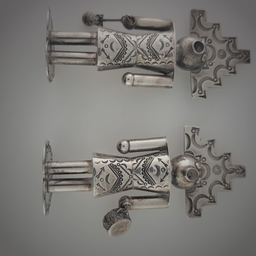 Rare Navajo Sterling pr Salt & Pepper Shakers figural & hand stamped decorations