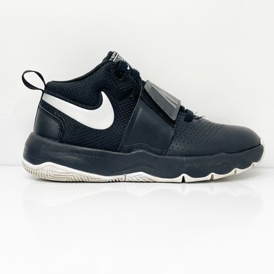 

Nike Boys Team Hustle 881941-001 Черные баскетбольные кроссовки, размер 5 лет, Черный, Team Hustle