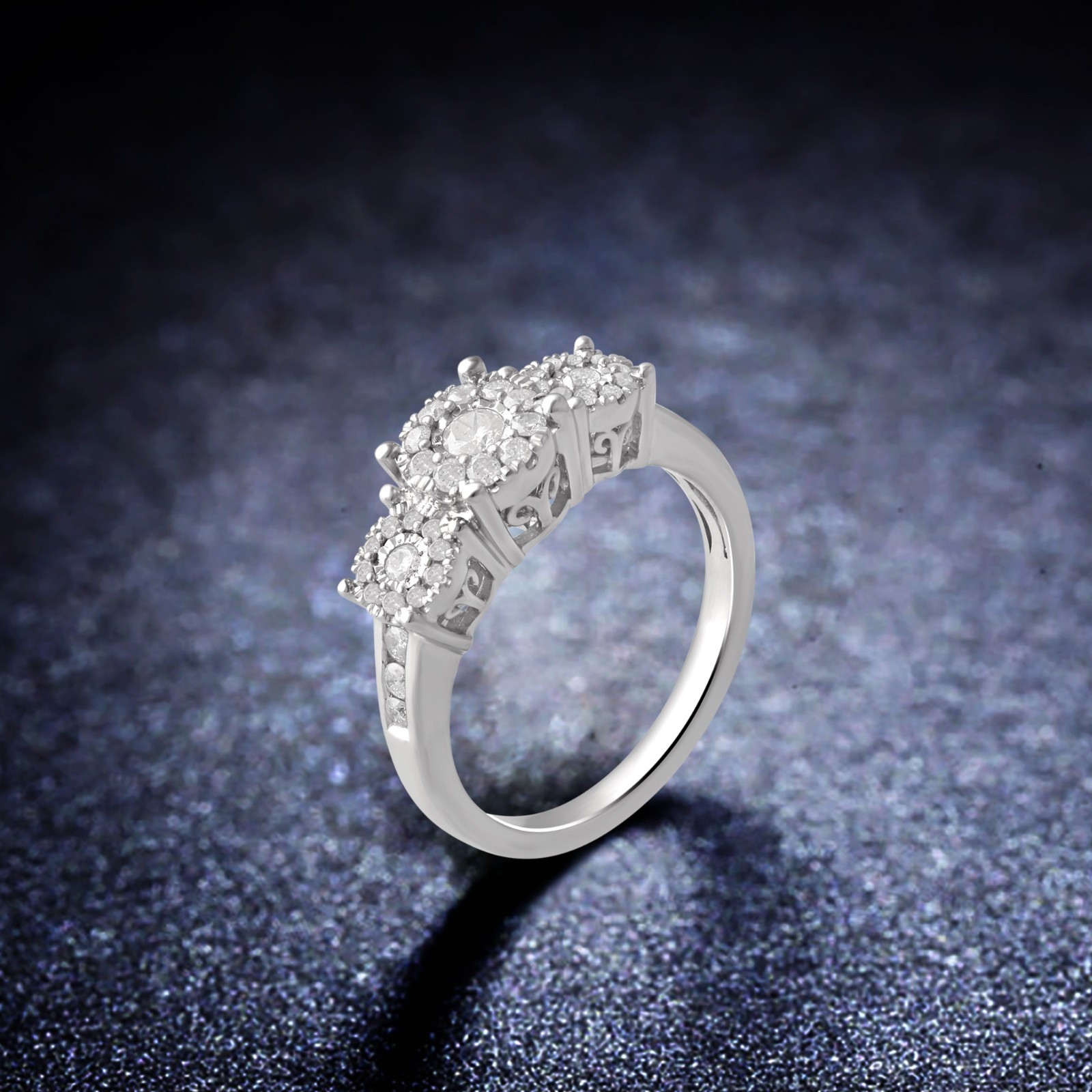1/2 Carat TW Diamond 925 Sterling Silver Illusion Set 3