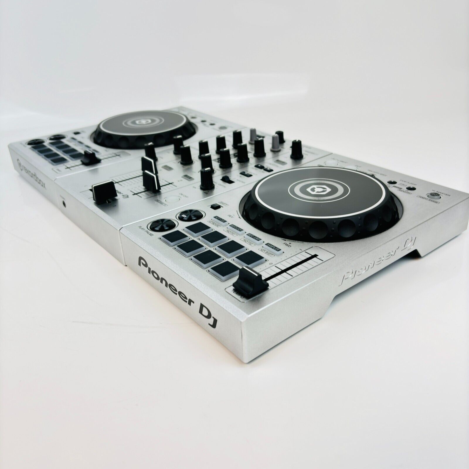 Pioneer DJ DDJ-400-S Silver Limited Color 2ch DJ Controller Pioneer DJ DDJ-400-S Silver Limited Color 2ch DJ Controller