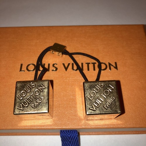 LOUIS VUITTON ヘアピンセット ゴールド シルバー LOUIS VUITTON ヘアピンセット ゴールド シルバー