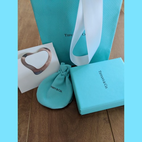 TIFFANY AND CO STERLING SILVER HEART BOOKMARK SET