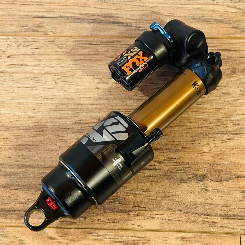 Fox Float X2 Factory 205×60 2023年モデル $_3.JPG