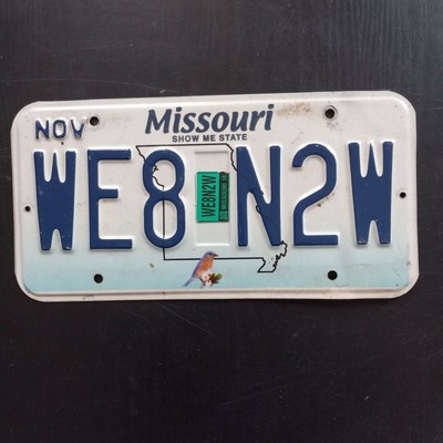 2018 Missouri License Plate ''WE8 N2W'' Bluebird Show Me State