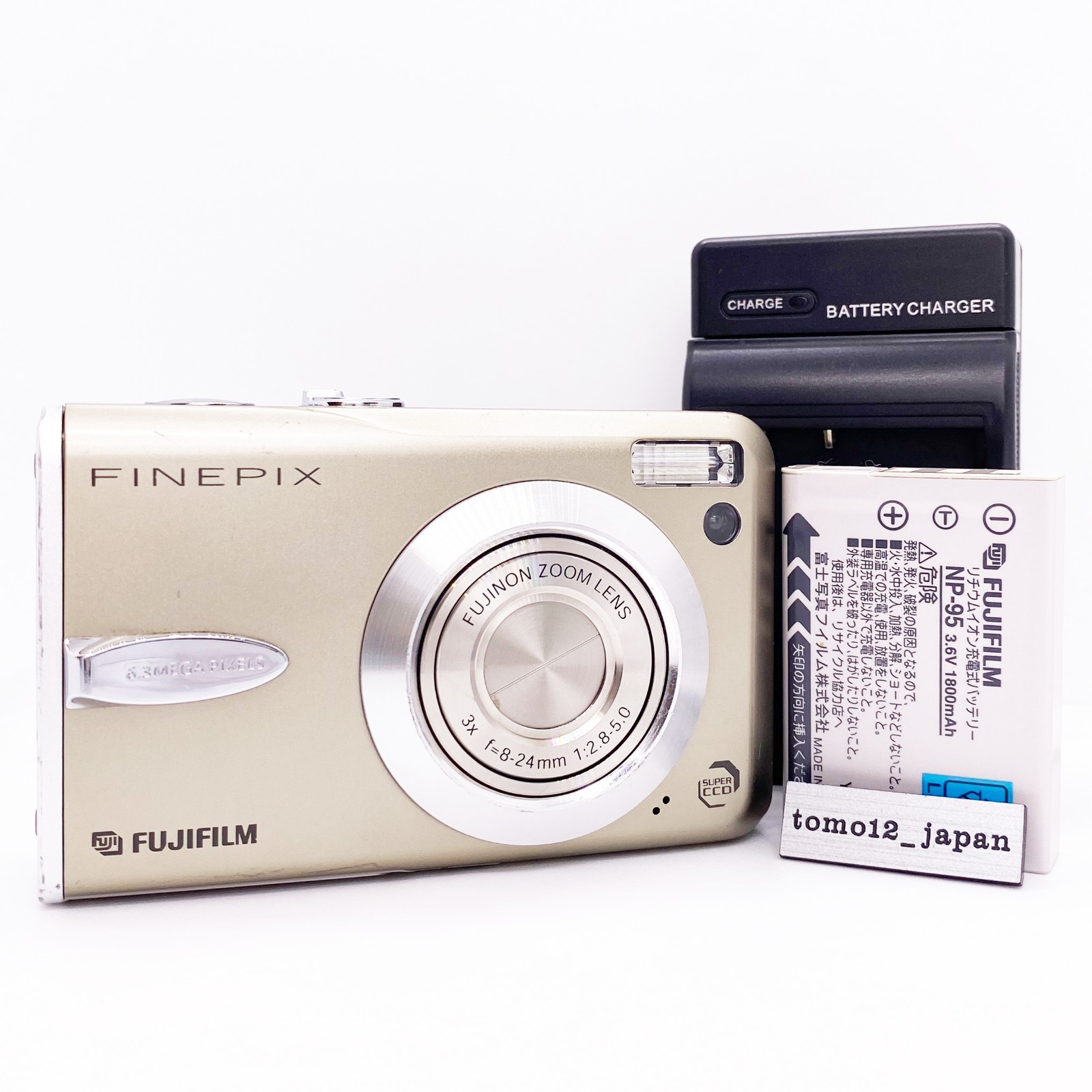 T119-N35C-239 ジャンク 富士フィルム Finepix F10 コンパクトデジタル 