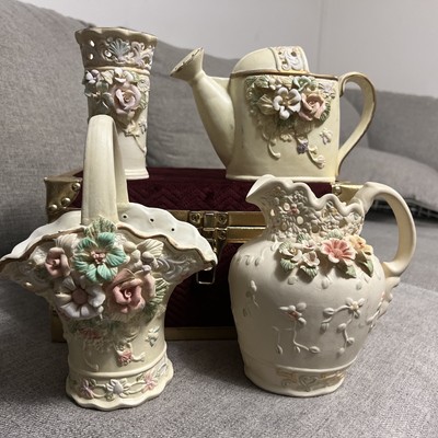 Beige Three Hands ceramic water can home Elements X4 Pieces With Roses