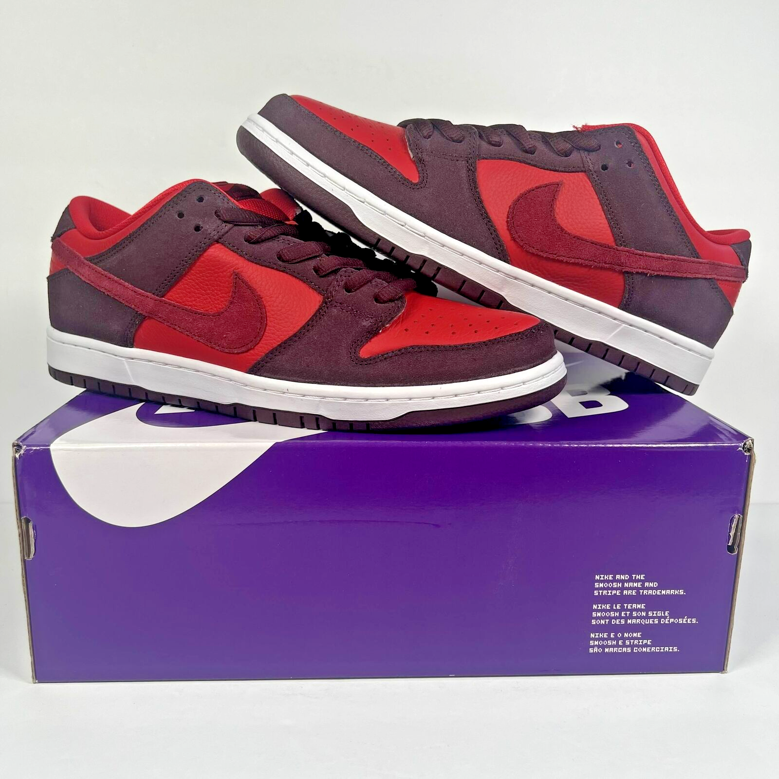 Nike Dunk Low CL Team Red Tourmaline wmns Size 6.5 Black