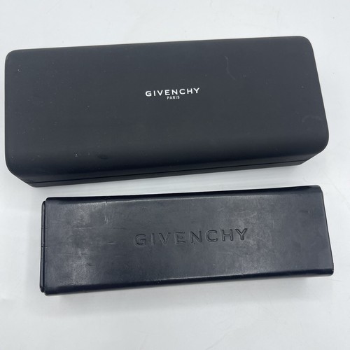 ★ Givenchy ★ BLACK 電話ケース s-l1200.jpg