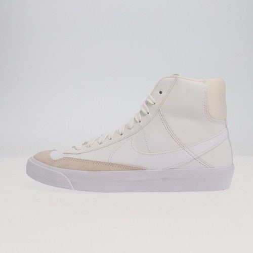 

Nike Blazer Mid 77 SE D GS BOTH FOOT DSCOLORATION Kids Youth US5.5Y DH8640-102, Белый, Blazer Mid 77 Se D Gs