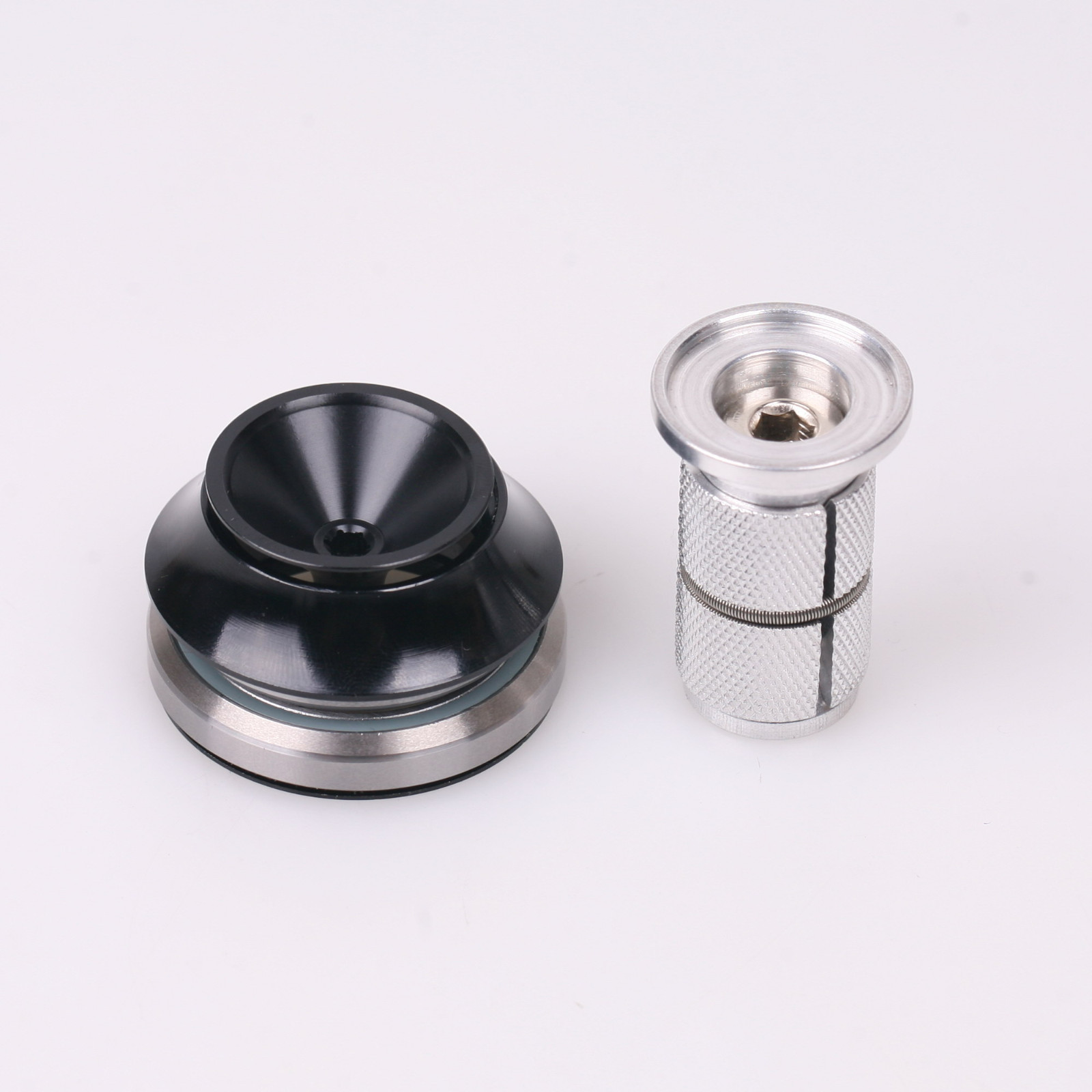 支給品　サイクルジャージ　Cannondale PROCYCLINGTEAM J&L 1 1/4 Ceramic Headset for Cannondale SuperSix