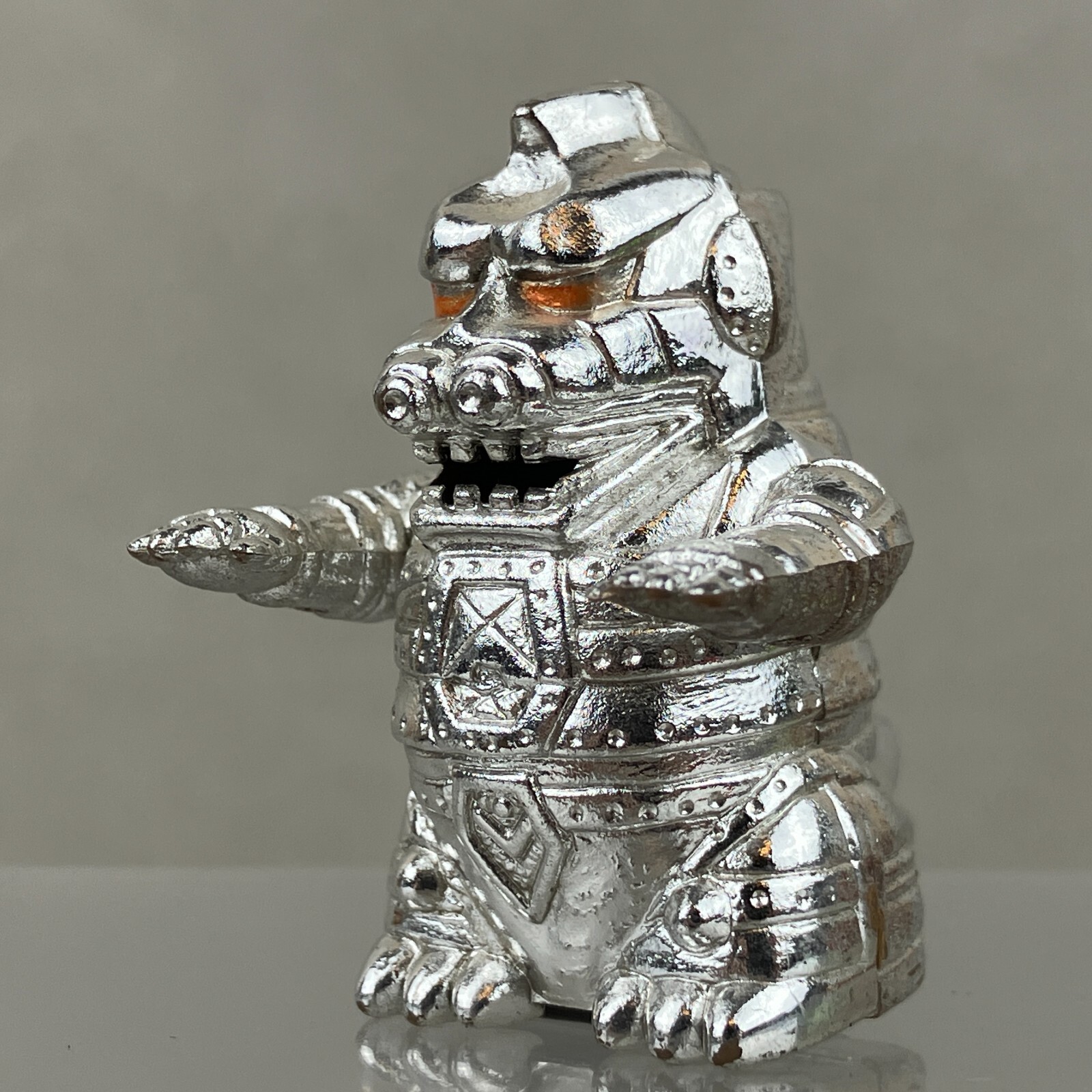 シカルナ工房　KAIJU MEGURO シカルナ工房 KAIJU MEGURO