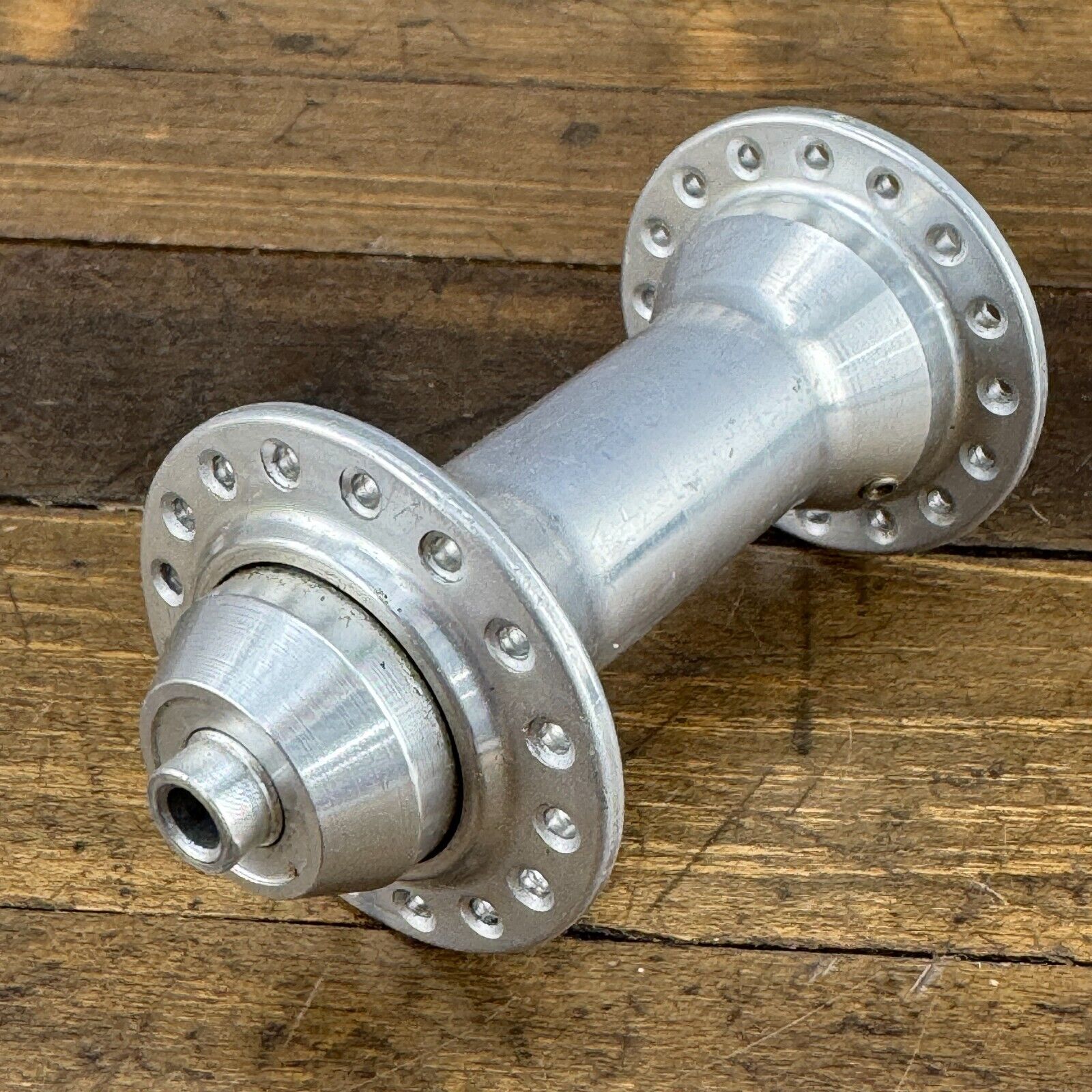 Vintage WTB Grease Guard Front Hub 32 Hole Wilderness Trail Vintage WTB Grease Guard Front Hub 32 Hole Wilderness Trail
