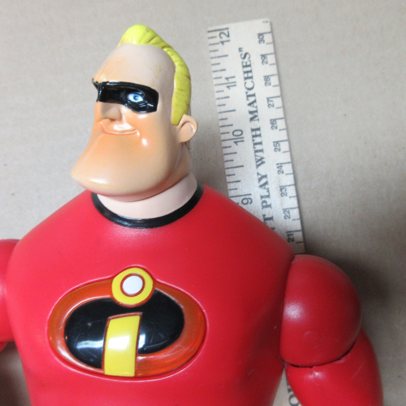 Disney Pixar MR INCREDIBLE  The Incredibles Talking  Doll 11 1/2