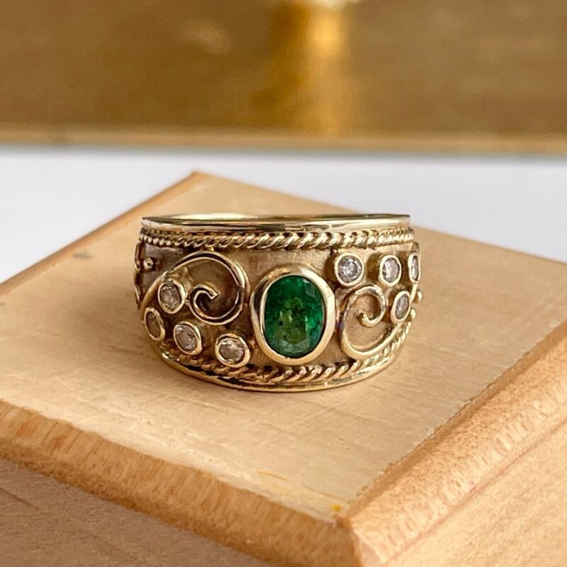 Estate 14k Yellow Gold Oval Emerald + Diamond Byzantine Etruscan Cigar Band Ring
