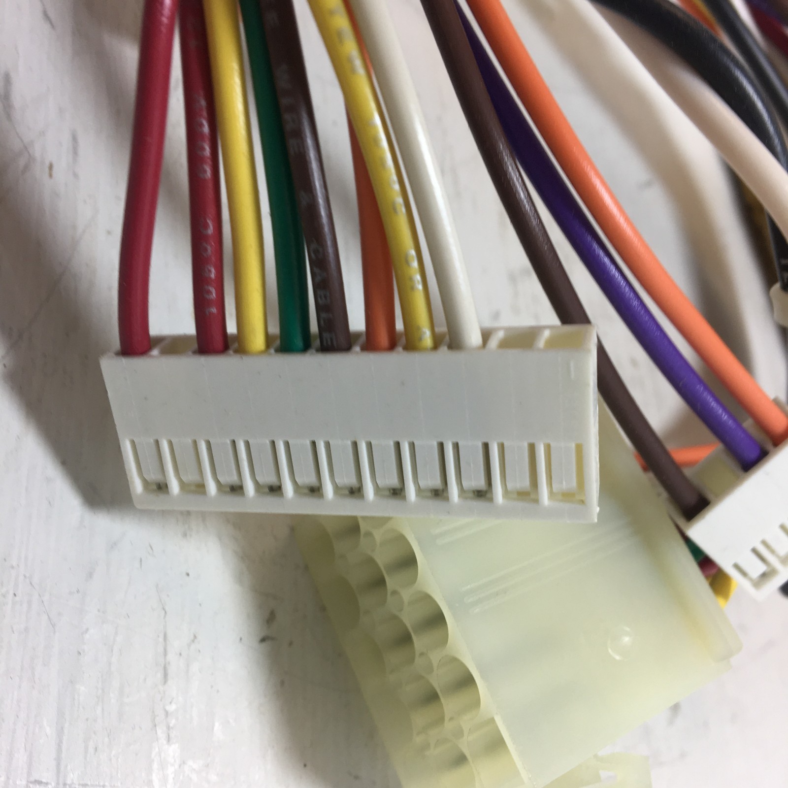 CARRIER, BRYANT, PAYNE FURNACE CONTOL BOARD WIRING HARNESS PN 318843-401 NIB