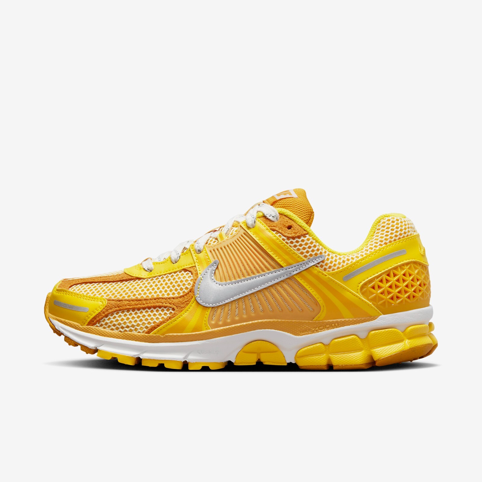 

Кроссовки Nike Zoom Vomero 5 Yellow Ocher FJ4453-765, Varsity maize/laser orange/metallic silver, Nike Zoom Vomero