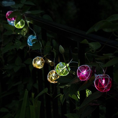 GC6 RAINBOW STRING 4-color solar-power lights. 9 on 12' cord. On, off or flash
