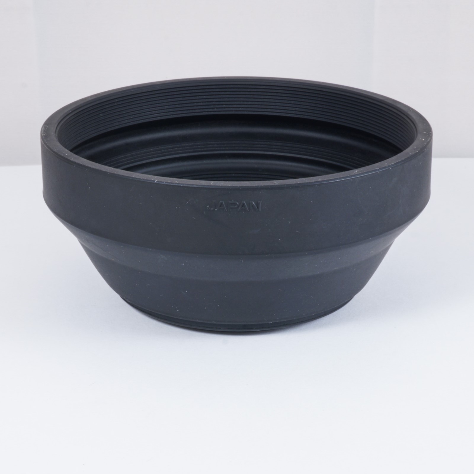 Genuine Mamiya 55~110 M645 Rubber Lens Hood, Lens Shade