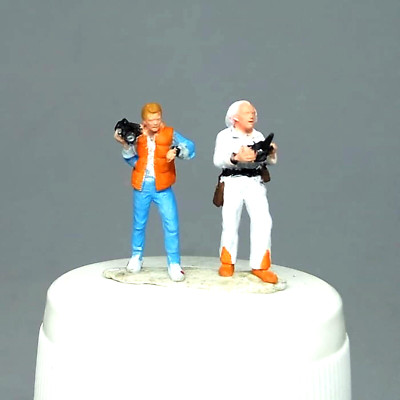Two Guys from Future HO 1:87 miniature figure no preiser