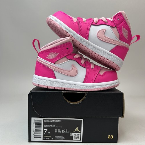 【激レア】THE TUESDAY 1stCD (PINK) 激レア】THE TUESDAY 1stCD (PINK) 激レア】THE TUESDAY 1stCD