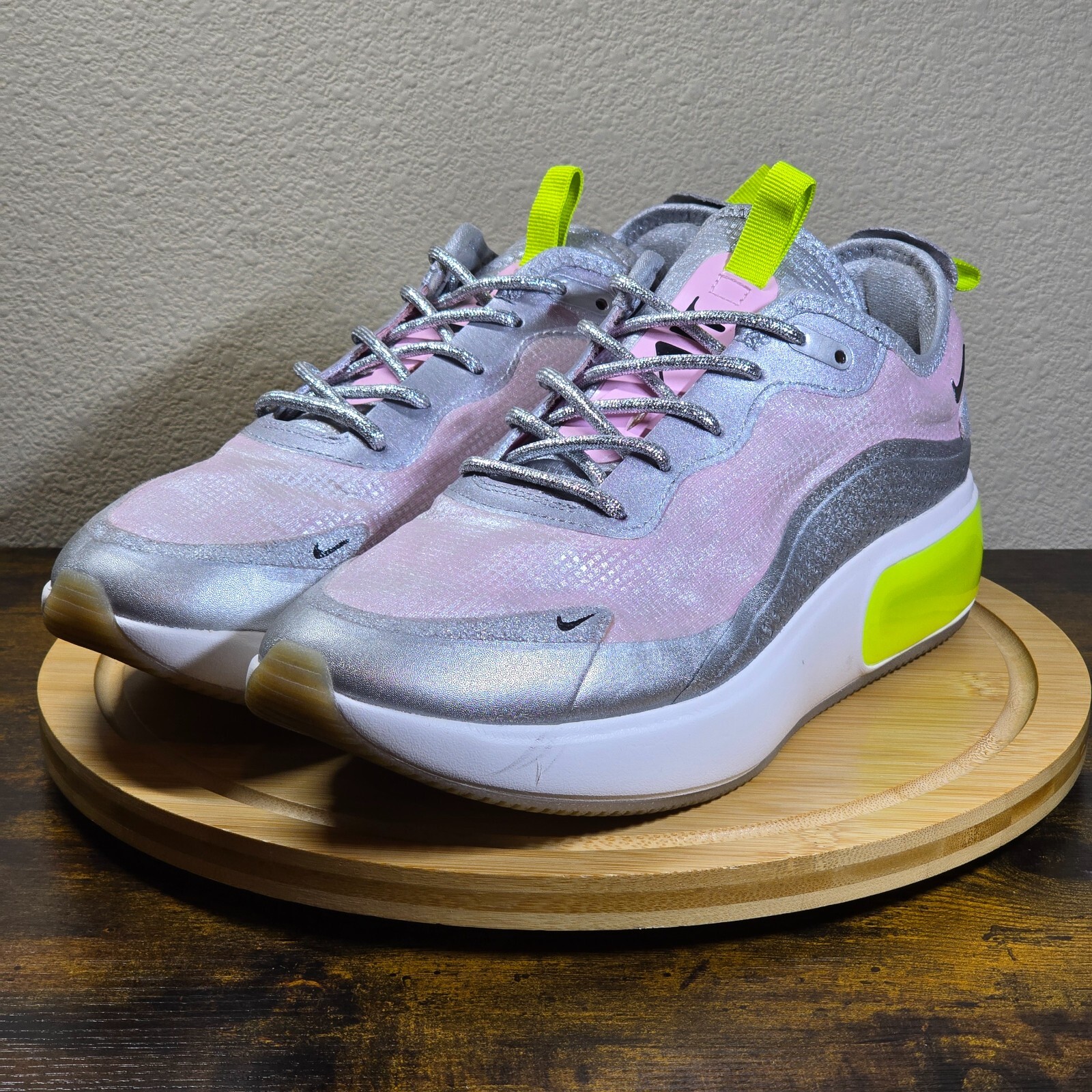 nike pink air max dia trainers