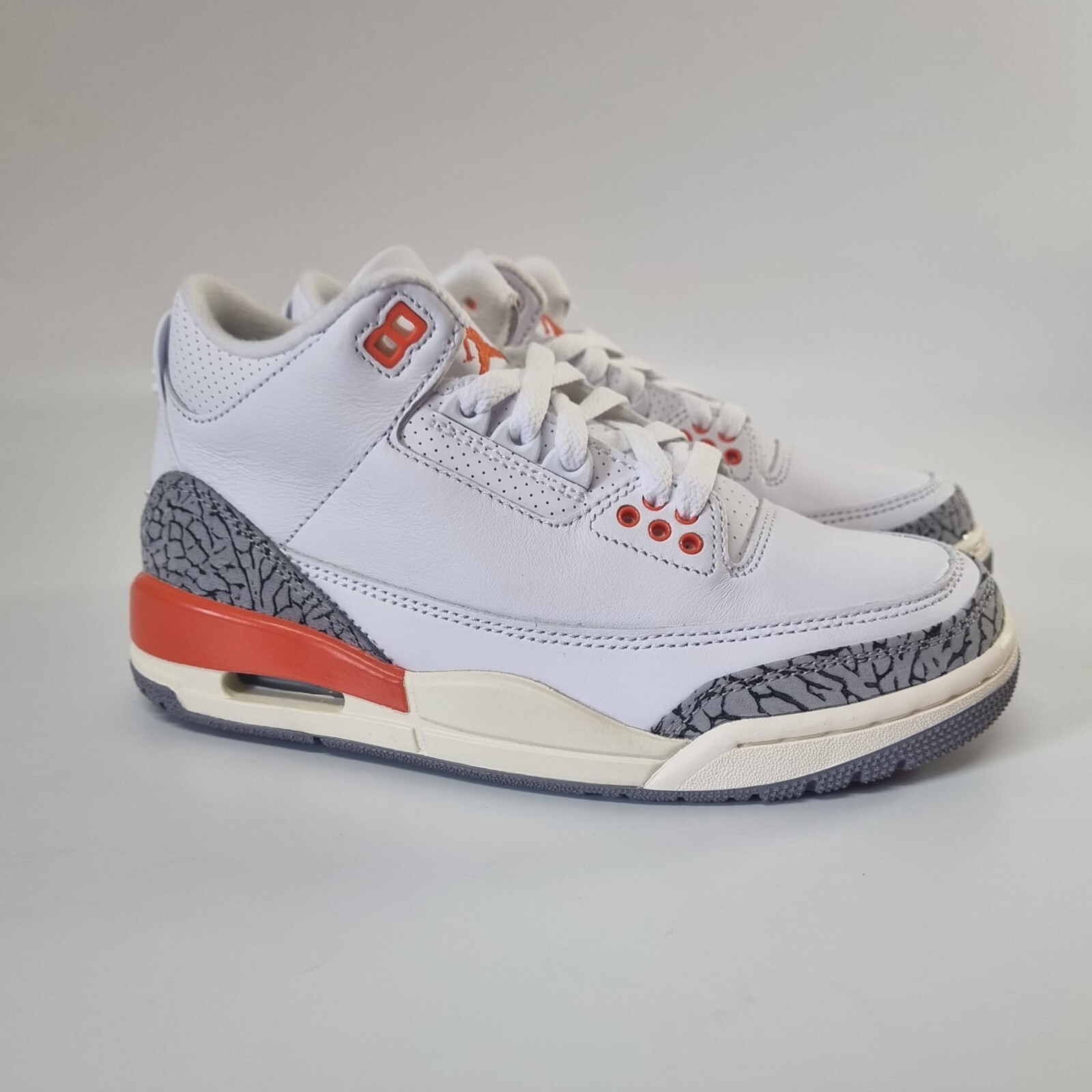Nike Air Jordan 3 Retro Georgia Peach White Cement Grey