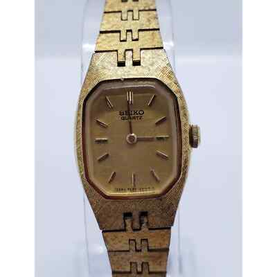 2412❣️ SEIKO セイコー ゴールド ステンレス　ゴールド　スクエア Seiko Quartz Gold Silver Men's Watch Stainless Steel Pre