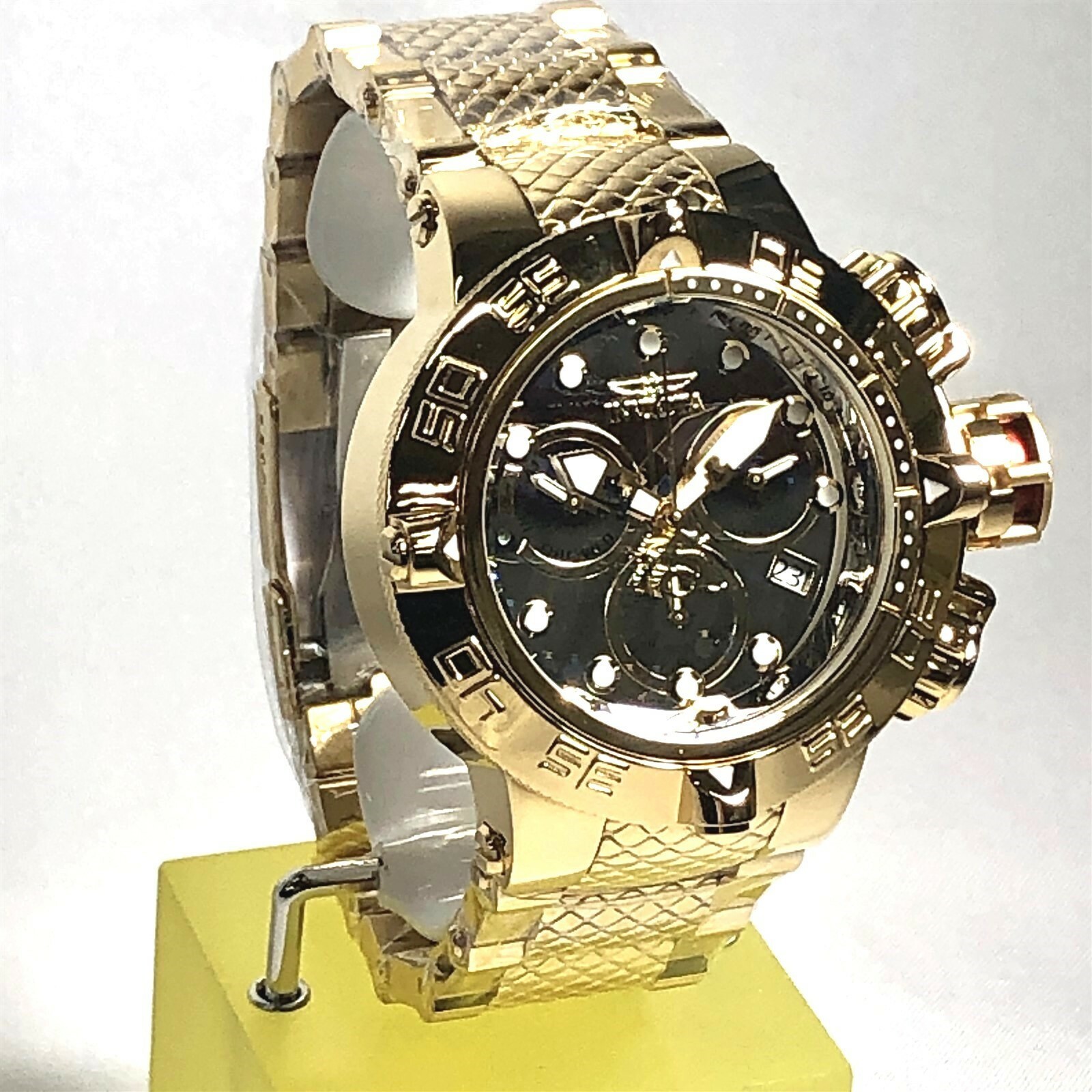 Pre-owned Invicta 32973 Men's 50mm Subaqua Swiss Qrtz Chrono Brclt. Watch Gold/silver-tone