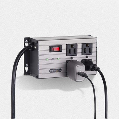 StarTech.com 4-Outlet Industrial Power Strip 125V/15A, EMI/RFI Isolation, Surge