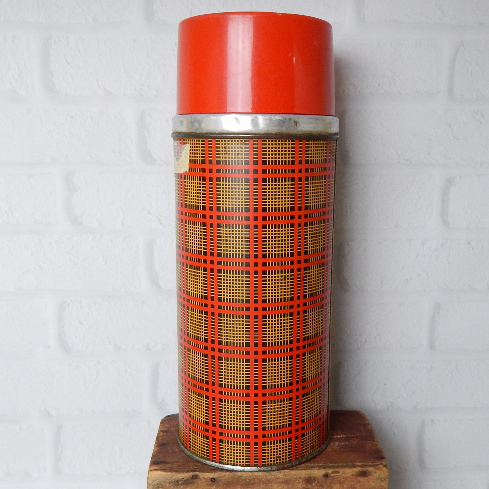 Vintage Aladdin Best Boy Red Plaid Metal Glass Insert Thermos Bottle Quart 10.5