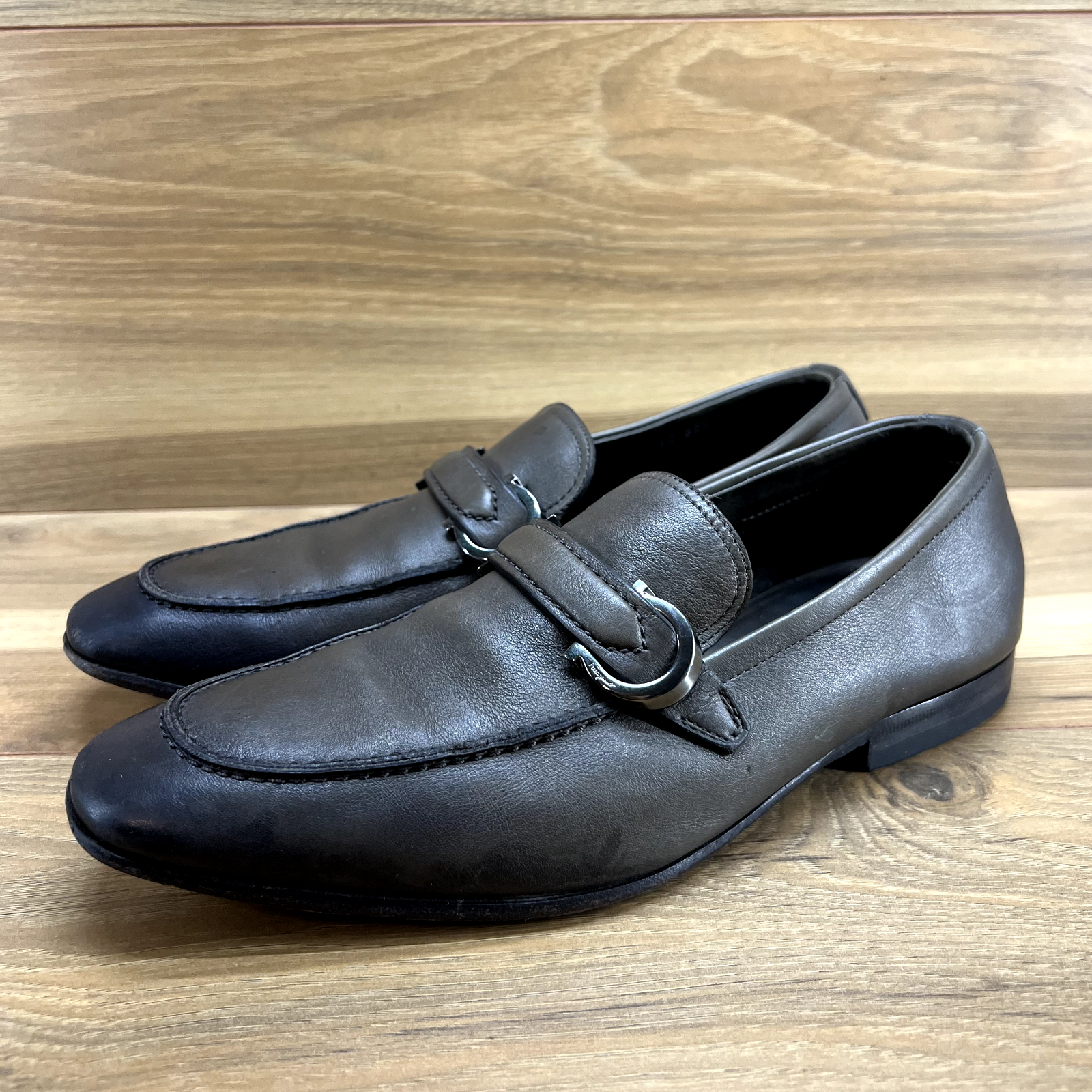 靴 Salvatore Ferragamo leather loafers 6D Salvatore Ferragamo Mens 6.5 EE Gray Leather Loafers Gancini