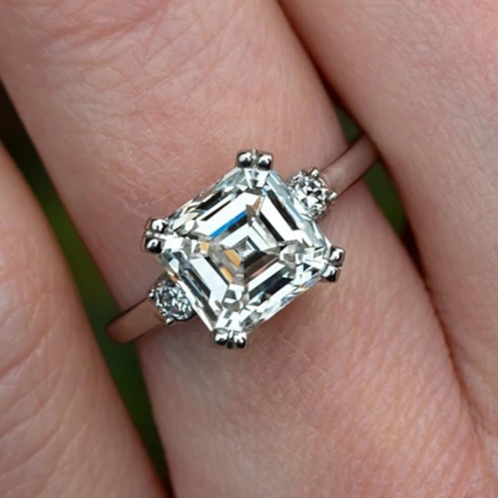 Silver  Plated Elegant  Square Cubic Zirconia Wedding Ring For Women Size 6-10