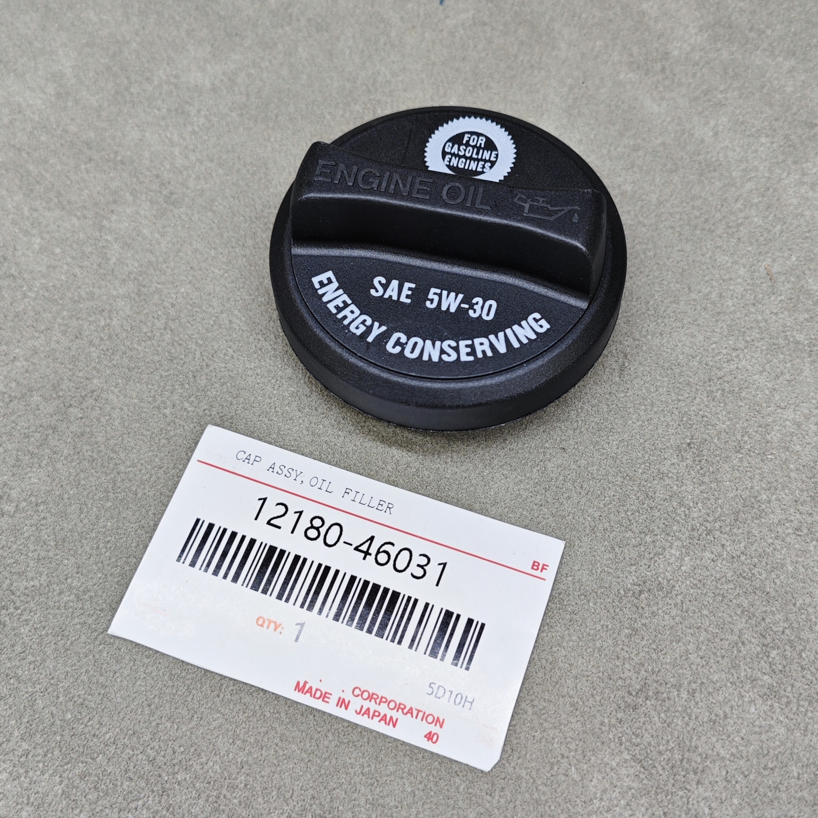 OEM ！Oil Filter Cap Lid For 1993-2008 Toyota Solara Avalon Camry 12180-46031 US