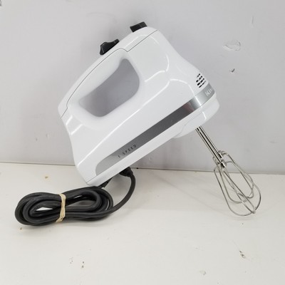 Kitchen Aid Hand Mixer KHM517QWH White Attachments Baking cookies