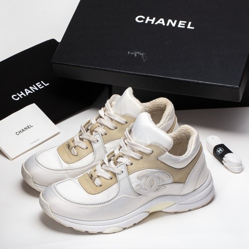 CHANEL ホワイト チノパン00 CHANEL-CC-Logo-Linen-High-