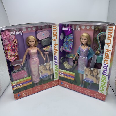 Set Of Two Mary Kate & Ashley Movie Magic Premiere Dolls 2001 Mattel 29364/5 NIB