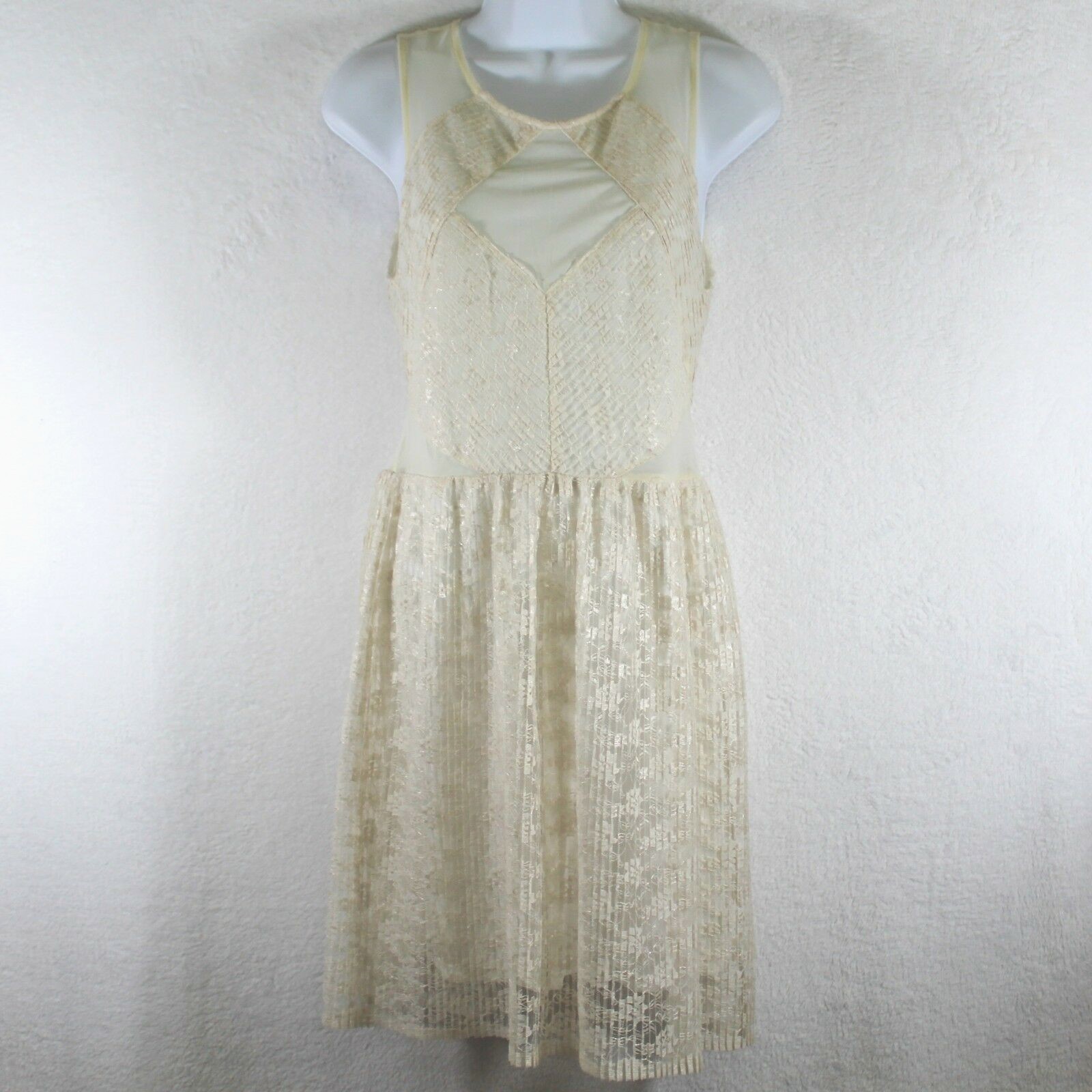 Pin and Needle womens fit and flare dress size S cream lace accordion pleat